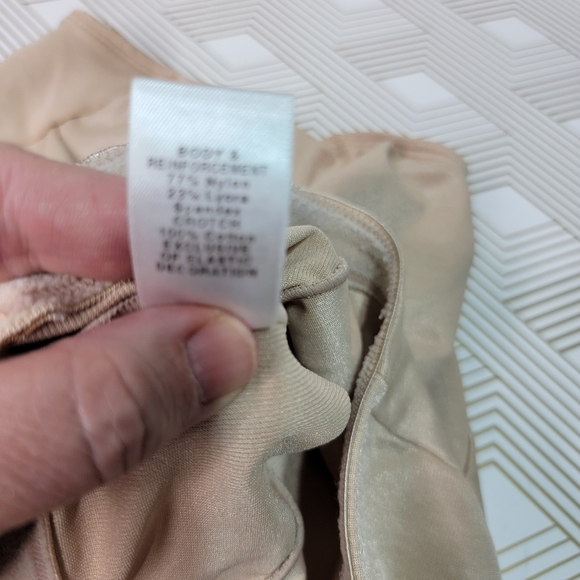 Miraclesuit Women's Beige Extra Firm Control Hi-Waist Brief 2625 Size Medium. - Picture 6 of 6